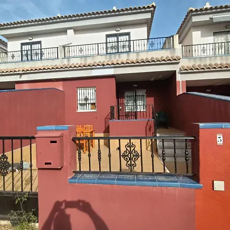 Chalet Adosado Vacacional *
