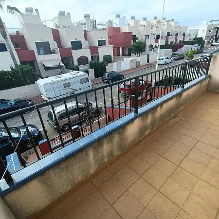 Chalet Adosado Vacacional * טורבייחה