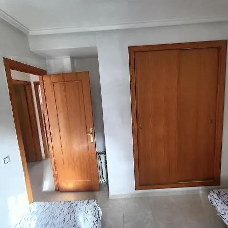 בית נופש Chalet Adosado Vacacional *